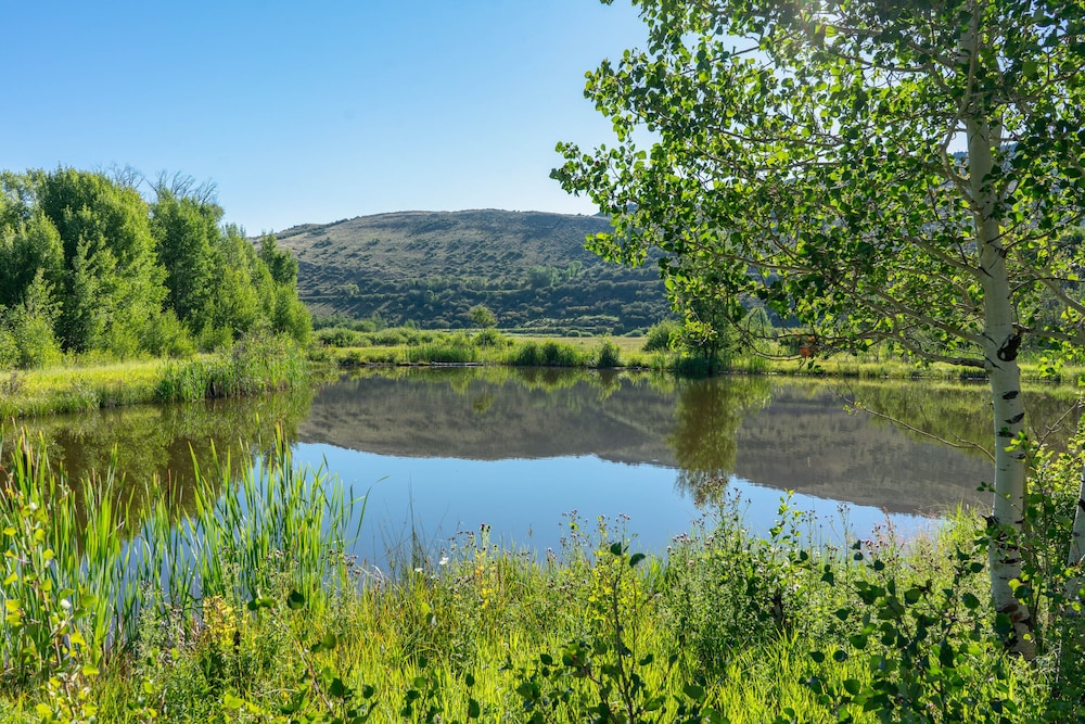 Evanston Vacations - Tranquil Wyoming Cabin Near Uintas - 105 Acres! - Property Image 9