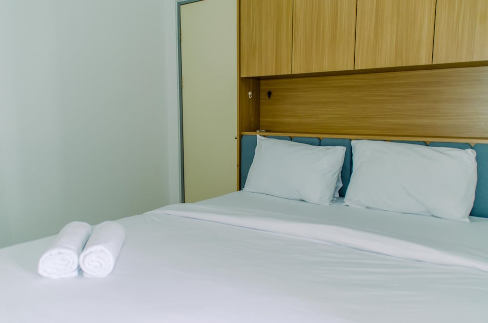 Fancy And Nice 2Br Apartment At M-Town Residence view 2