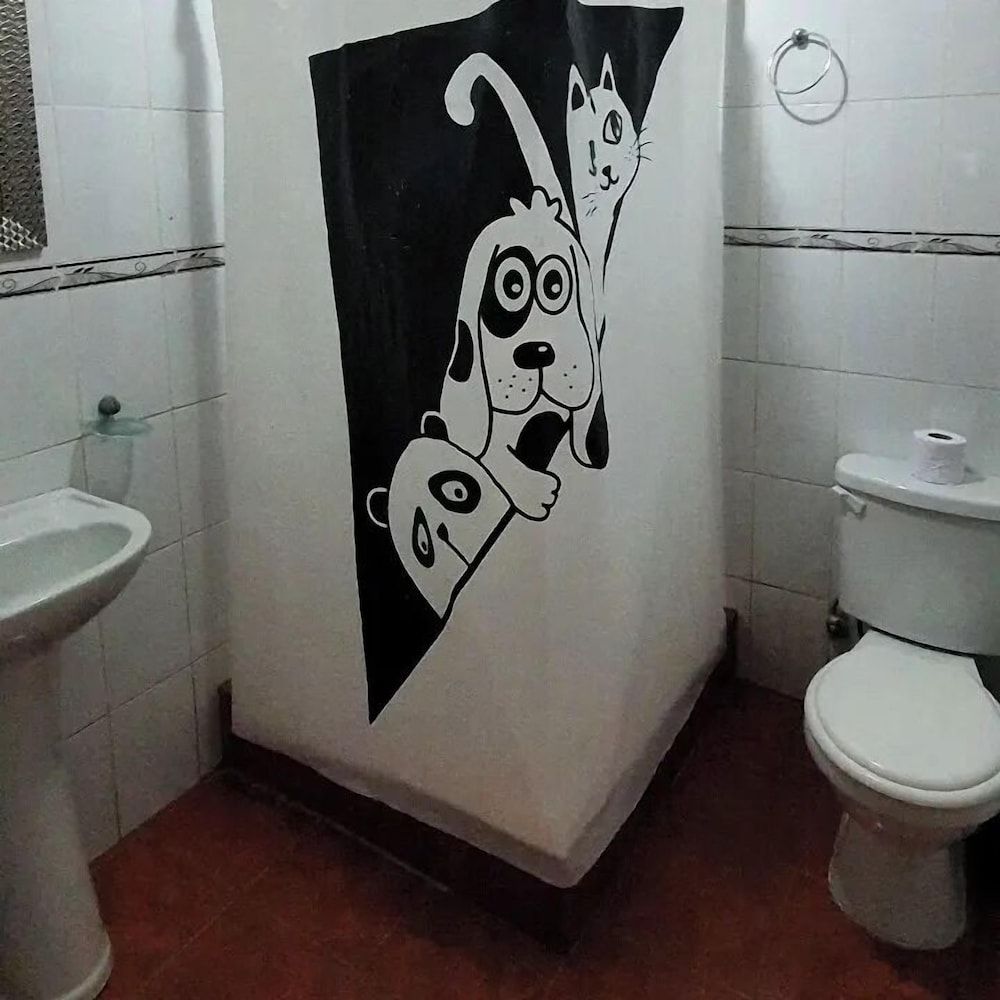 Hostal checar