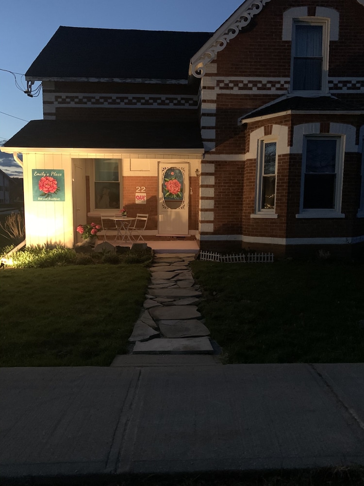 Emily's Place B&B