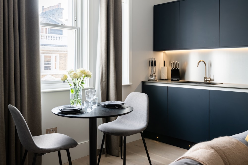 South Kensington Apartments