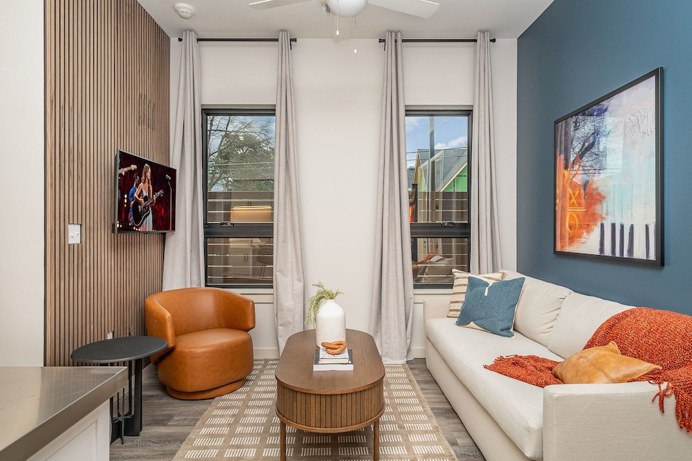 Harmony Hideaway - Mins to Broadway - In Music Row
