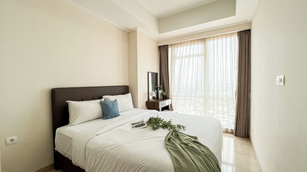 Comfort Living 2Br At Menteng Park Apartment