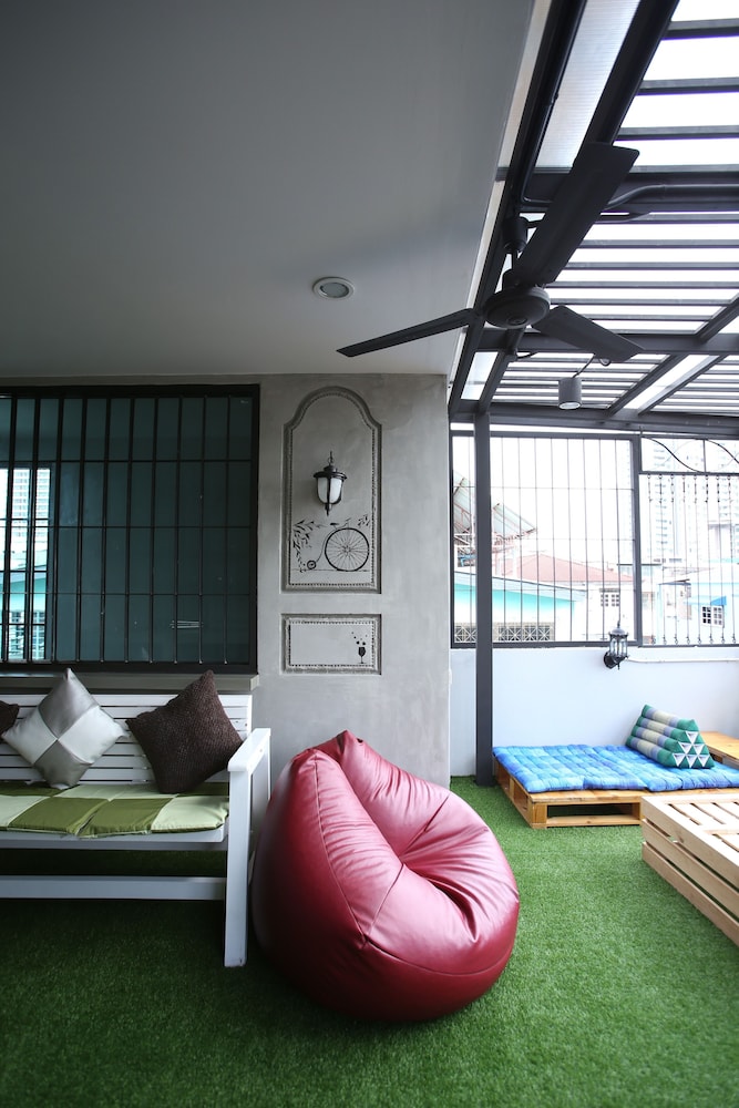 PAMA House Boutique Hostel