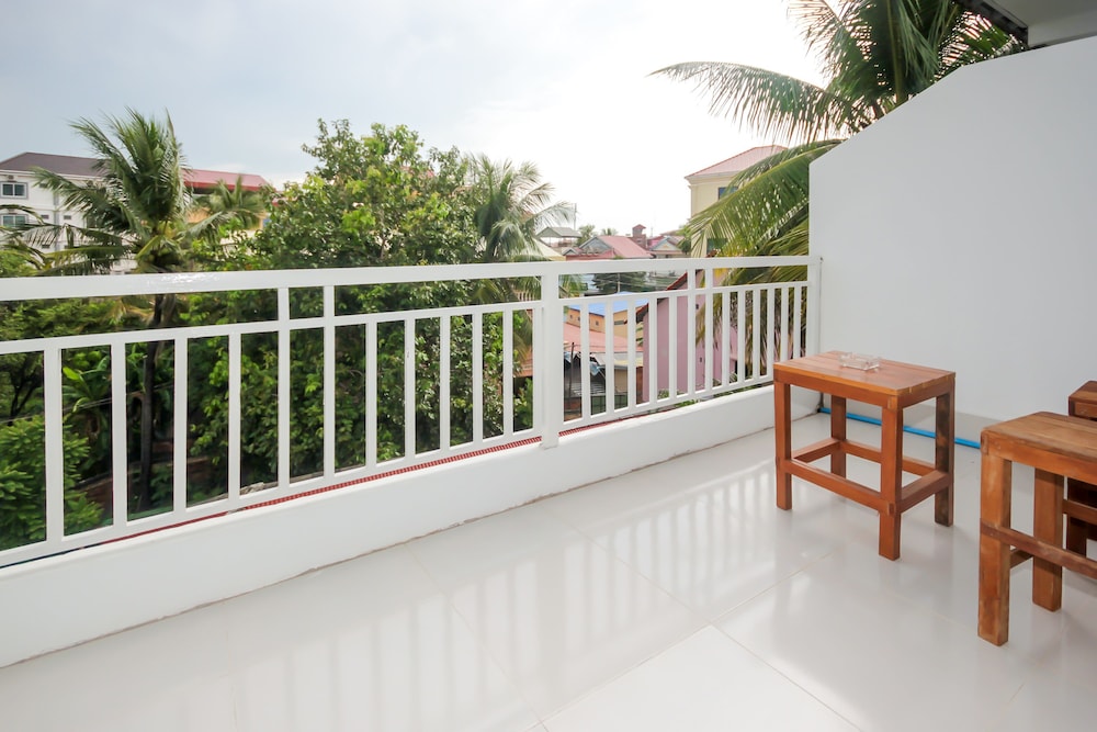 Blossoming Romduol Boutique - Hostel