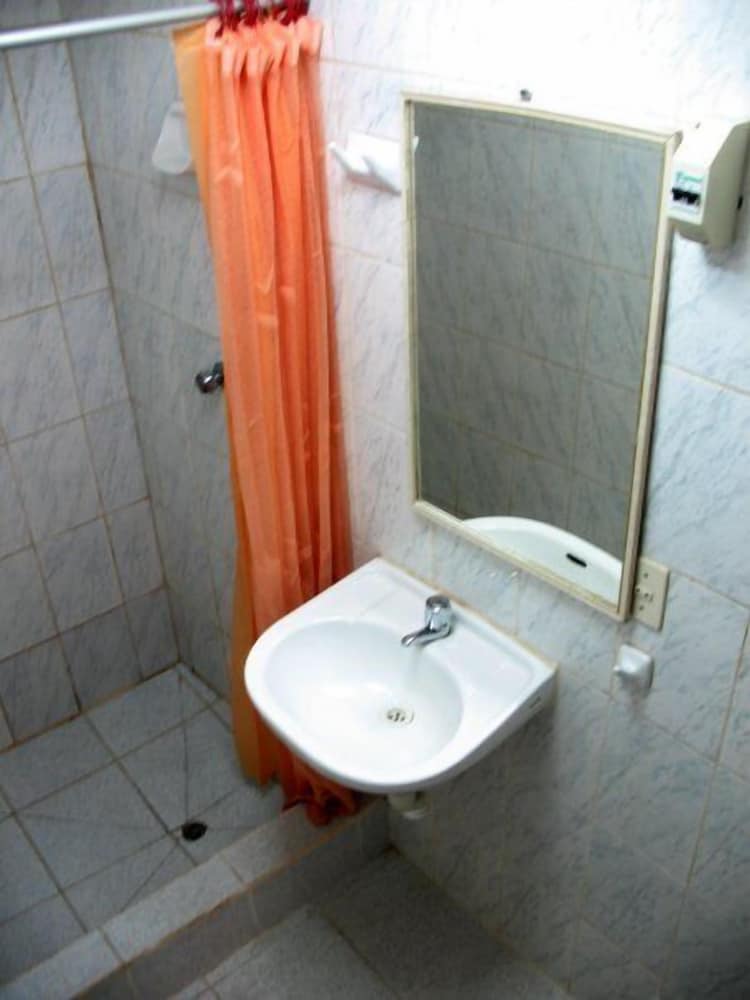 Hostal Suecia I