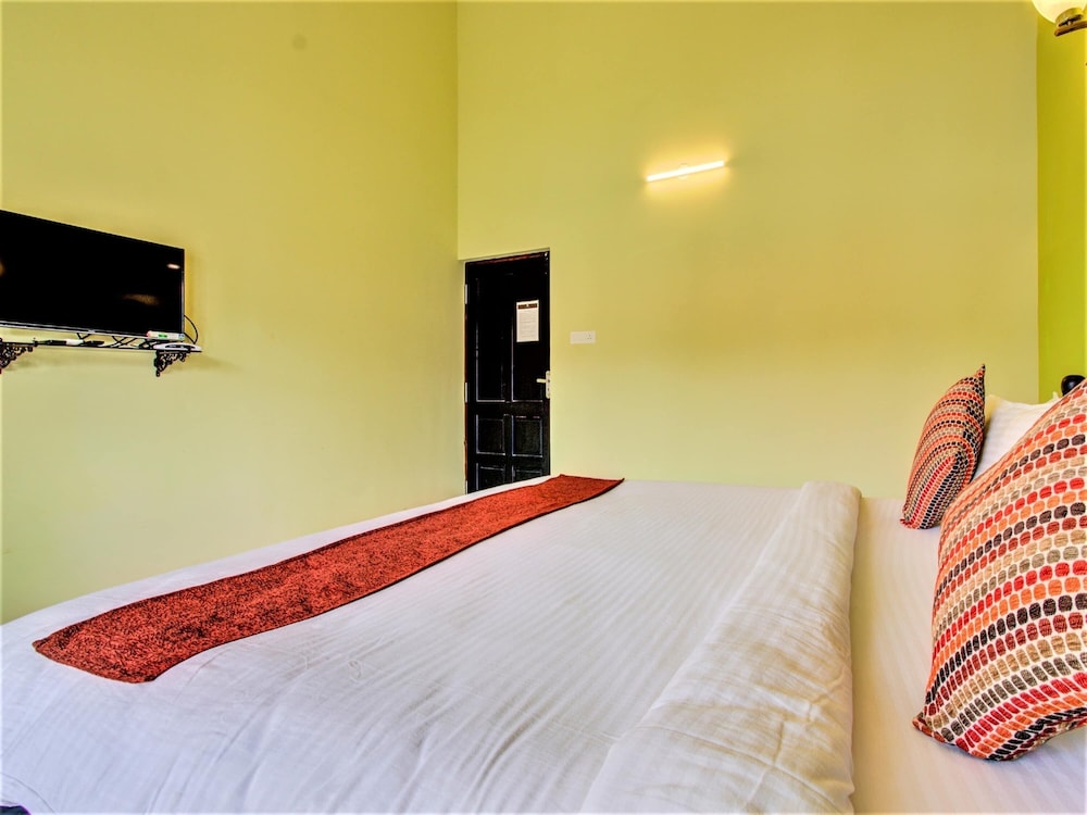 Vagator Retreat Resort With Swimming Pool