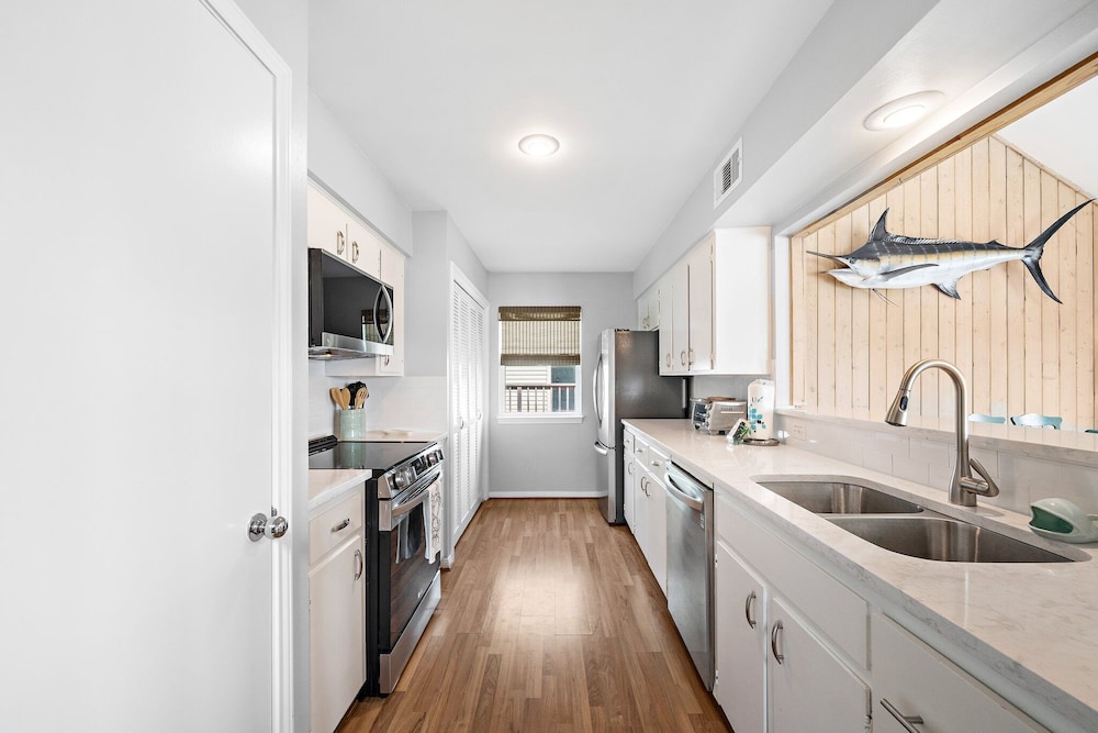 Crab Claw by Ryson Vacation Rentals