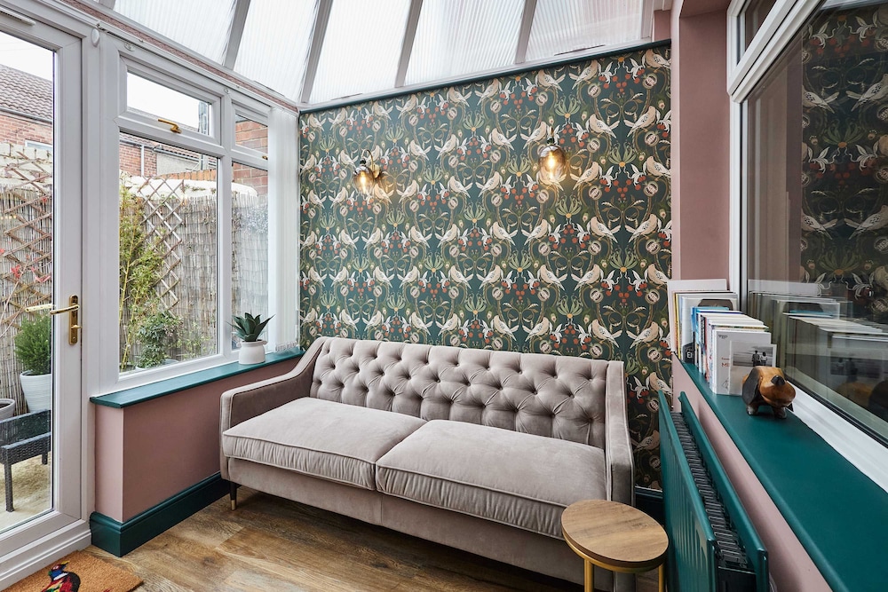Host Stay Twelve On The Terrace