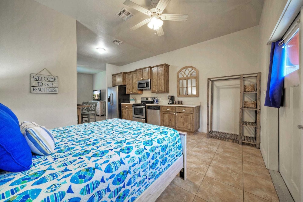 Beach Boardwalk, Pool Access & Ocean Views Coral Reef by Avantstay