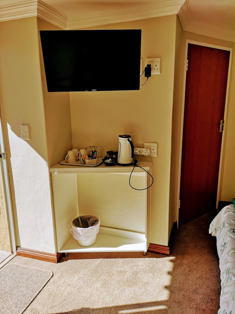 Rest a While Guest House