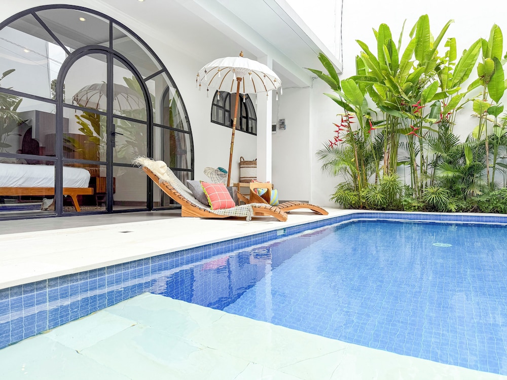 Villa Hamal by DVH Luxe Retreats 2BR