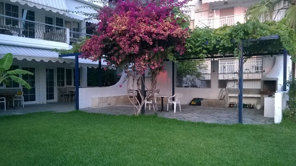 BLUE BLOCK view 3