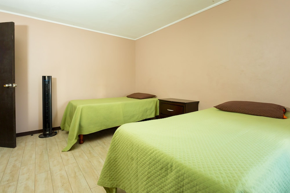 New Kingston CA Guest Apartment VI