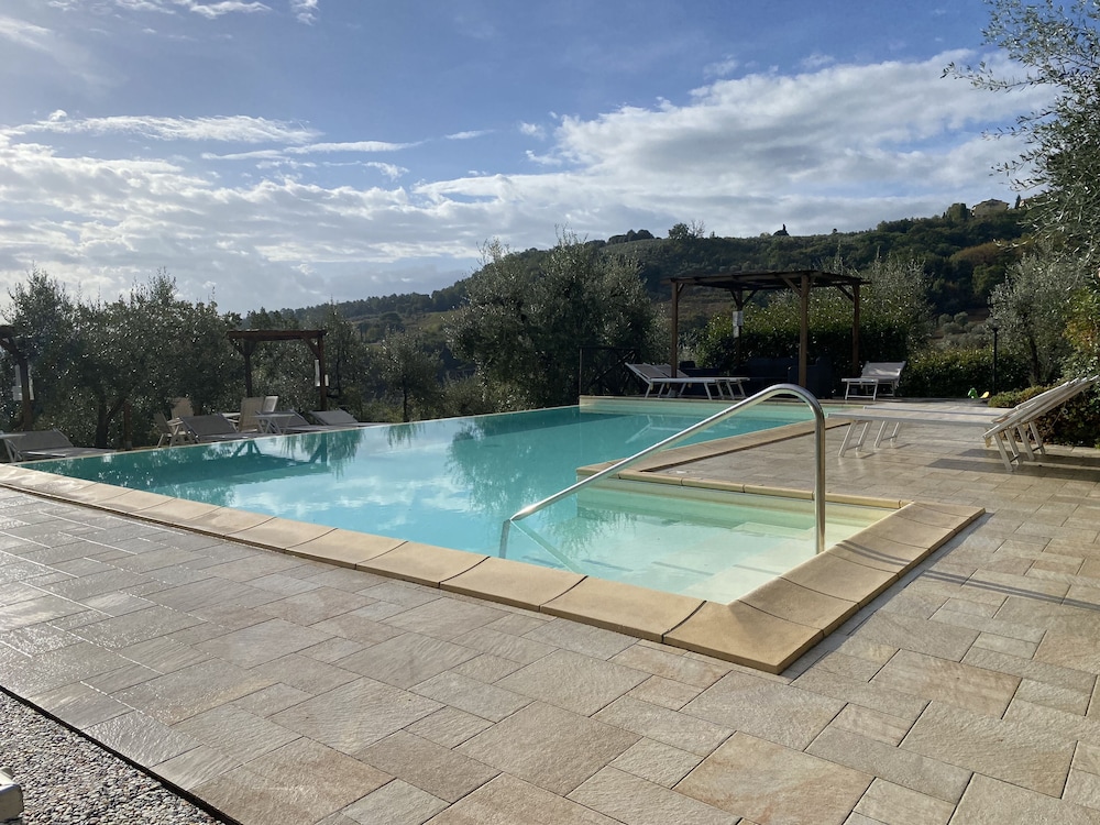 Villa Le Ripe Apartments