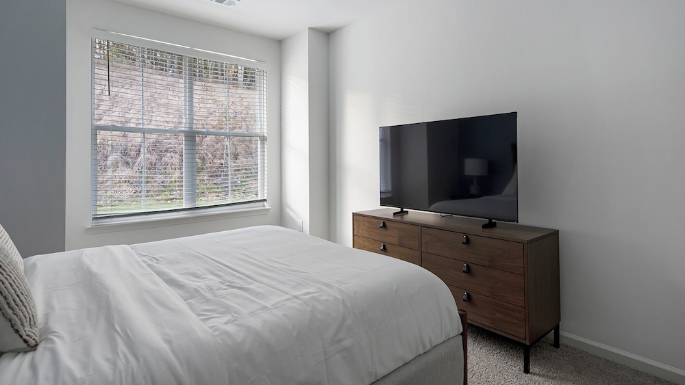 Landing Apartments Birmingham - Sand Ridge