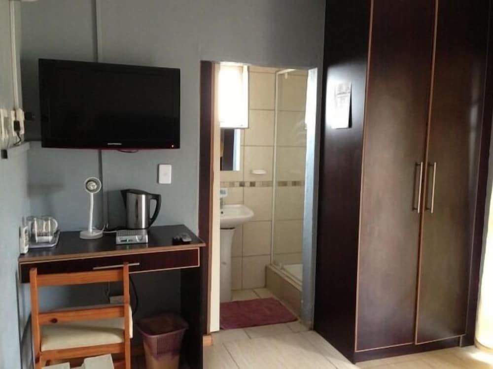 Aligeo Guest House