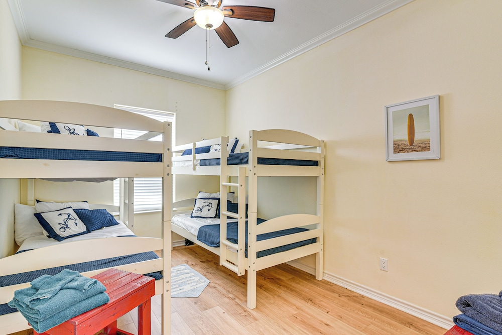 Gulf Views: Beachfront Bolivar Peninsula Escape!