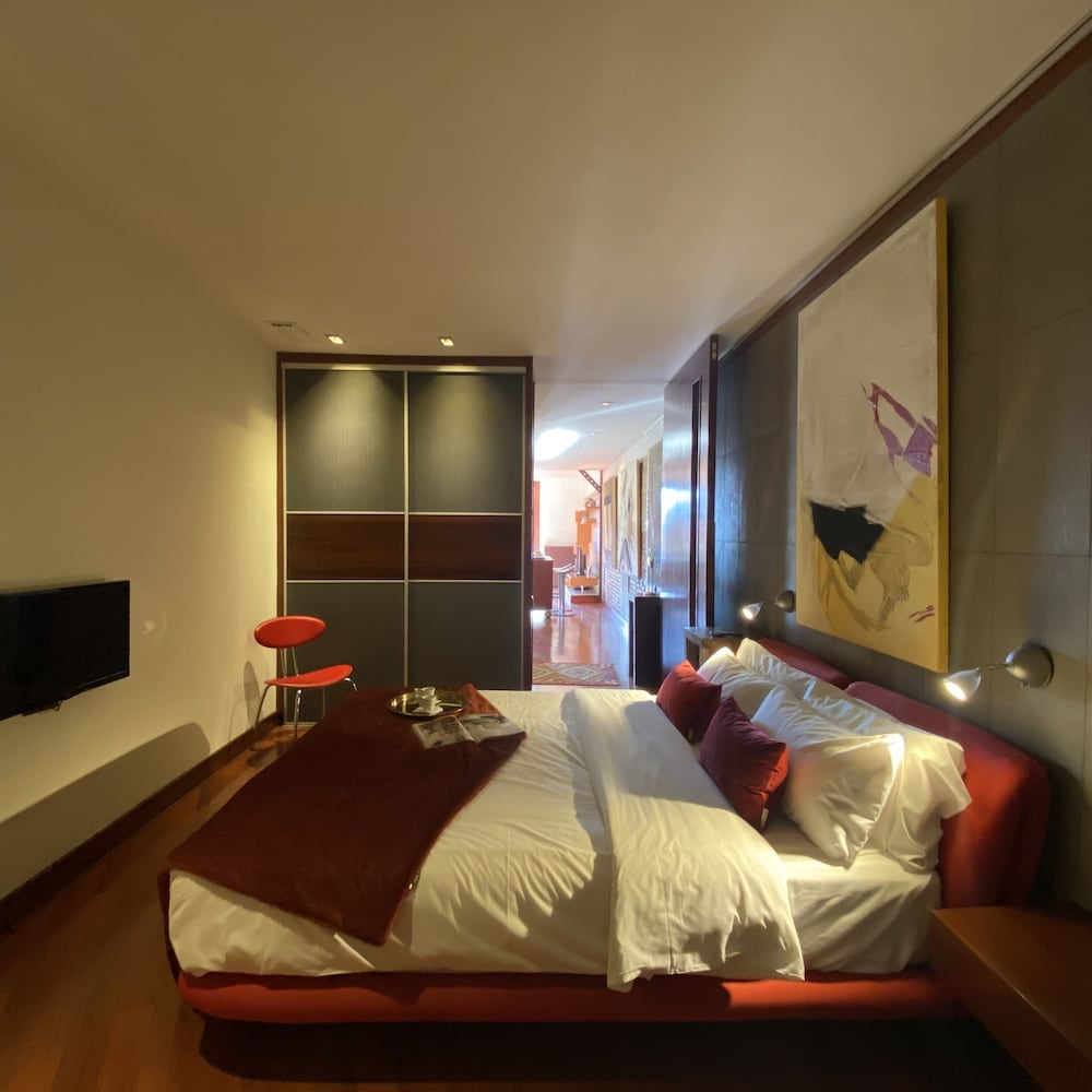 Luminous Designer Loft Style Apt Eixample Views By Myrentalhost