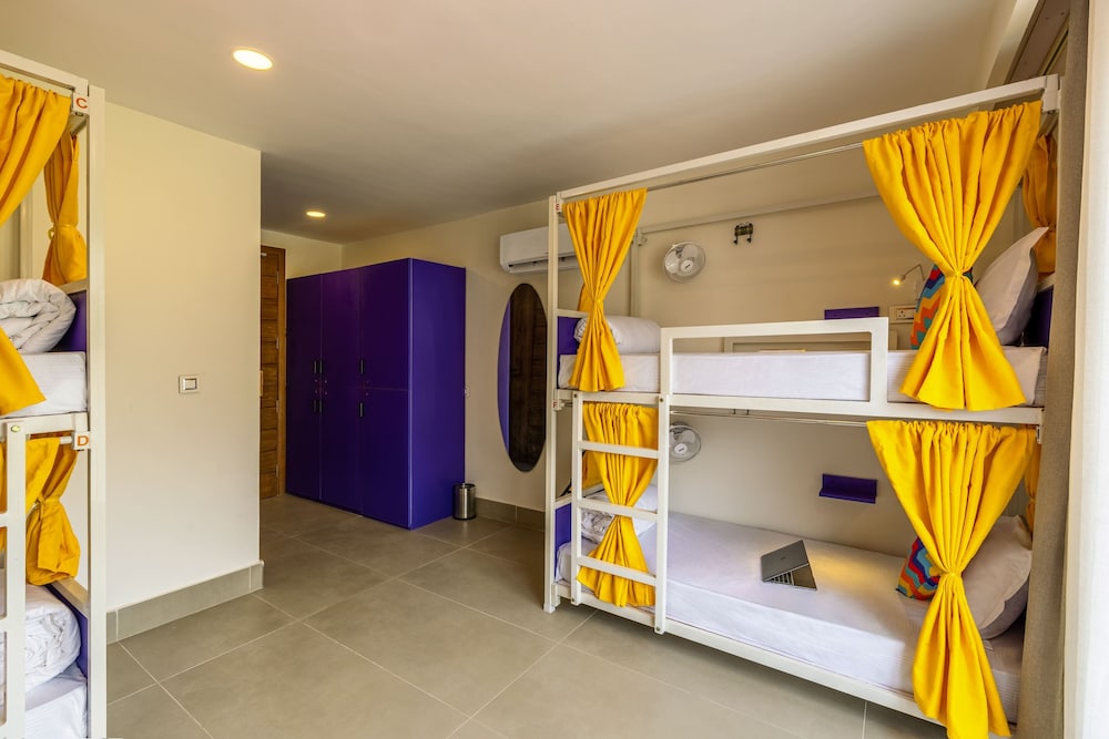 goSTOPS PLUS Rishikesh, Tapovan