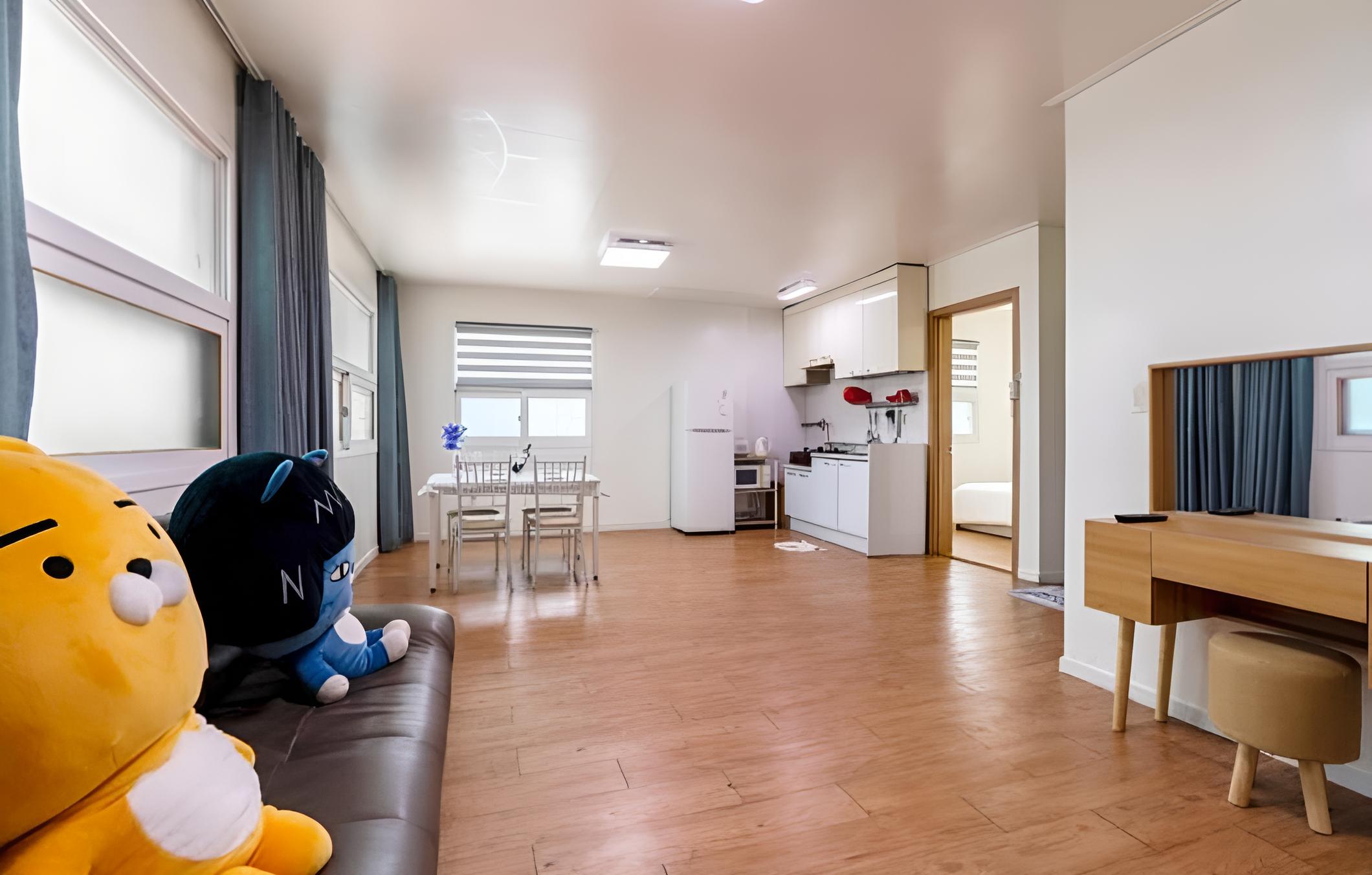 Incheon Vacations - Eulwangri Bide 302 Pension - Property Image 47