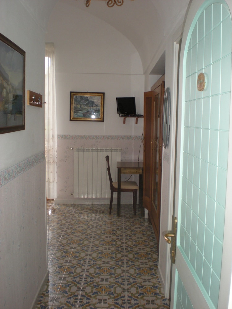 Photo 29