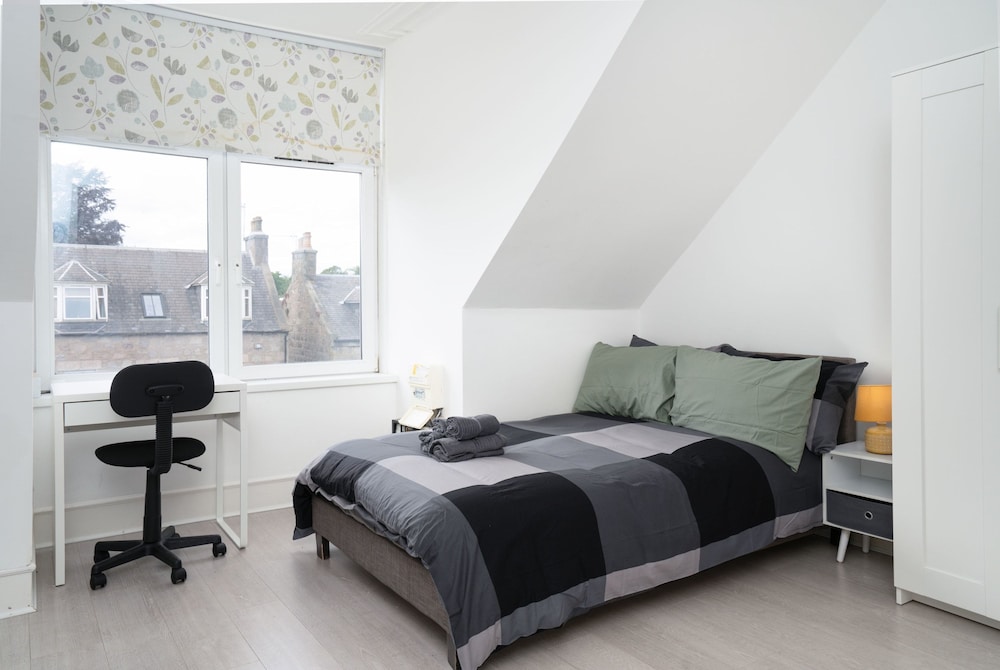 Cosy Fully Equipped Studio 5 Close to University