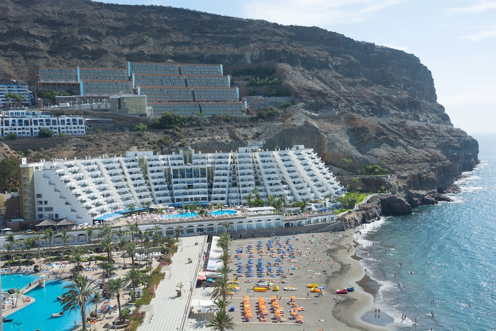 TUI BLUE Suite Princess - Adults Only