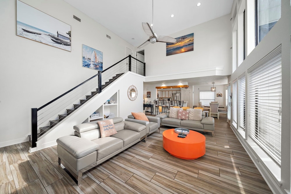 Ocean View by Ryson Vacation Rentals