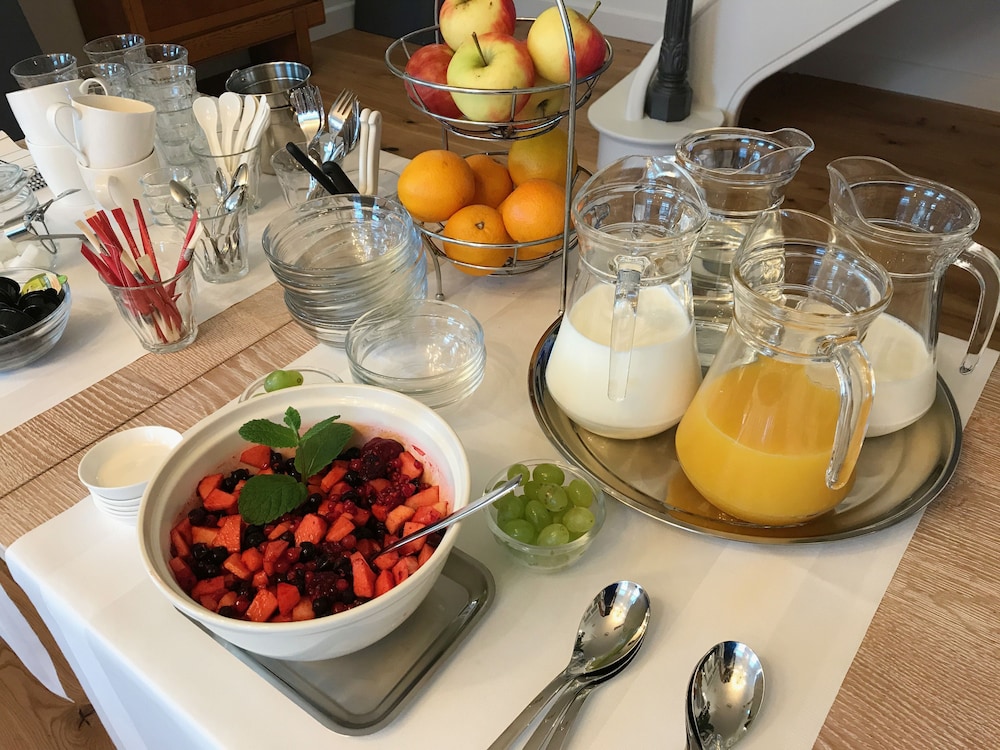 B&B Reeburg