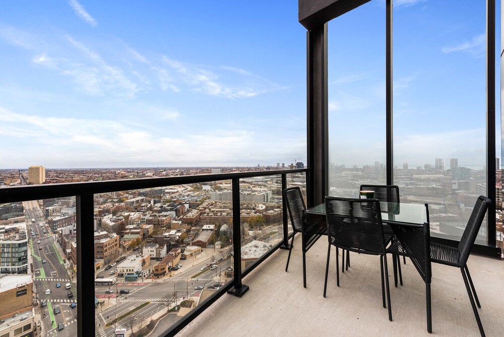3 Top Notch Penthouses Ideal for Large Groups