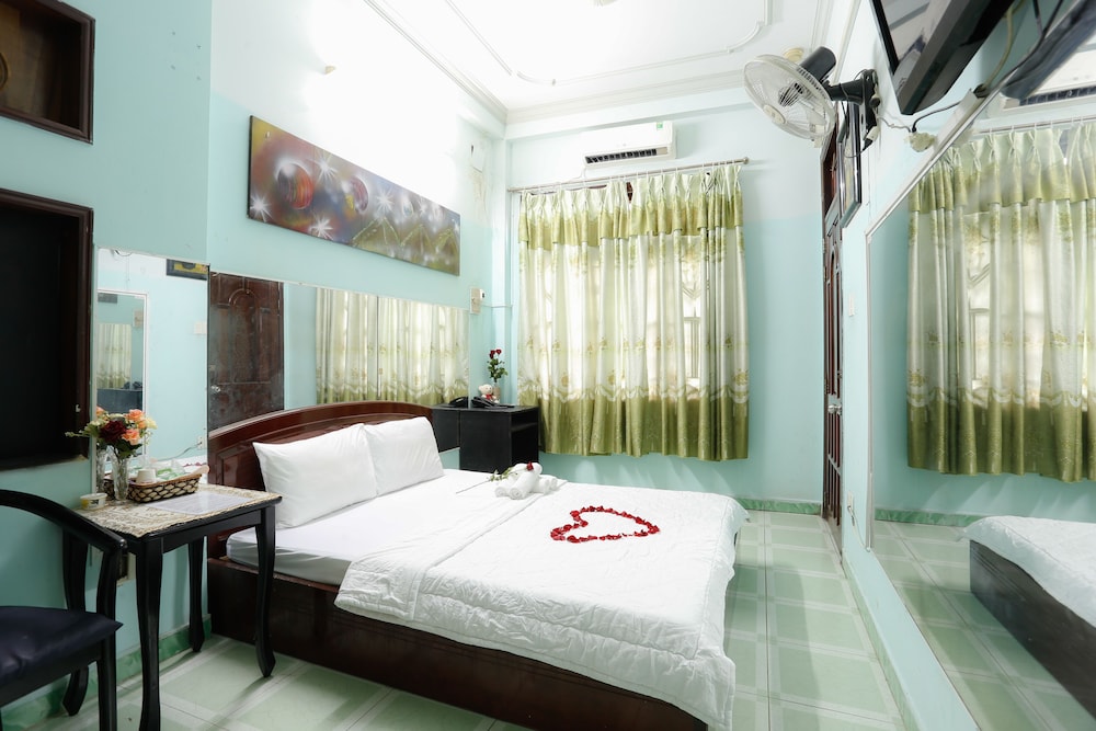 OYO 1140 Hong Luc Hotel