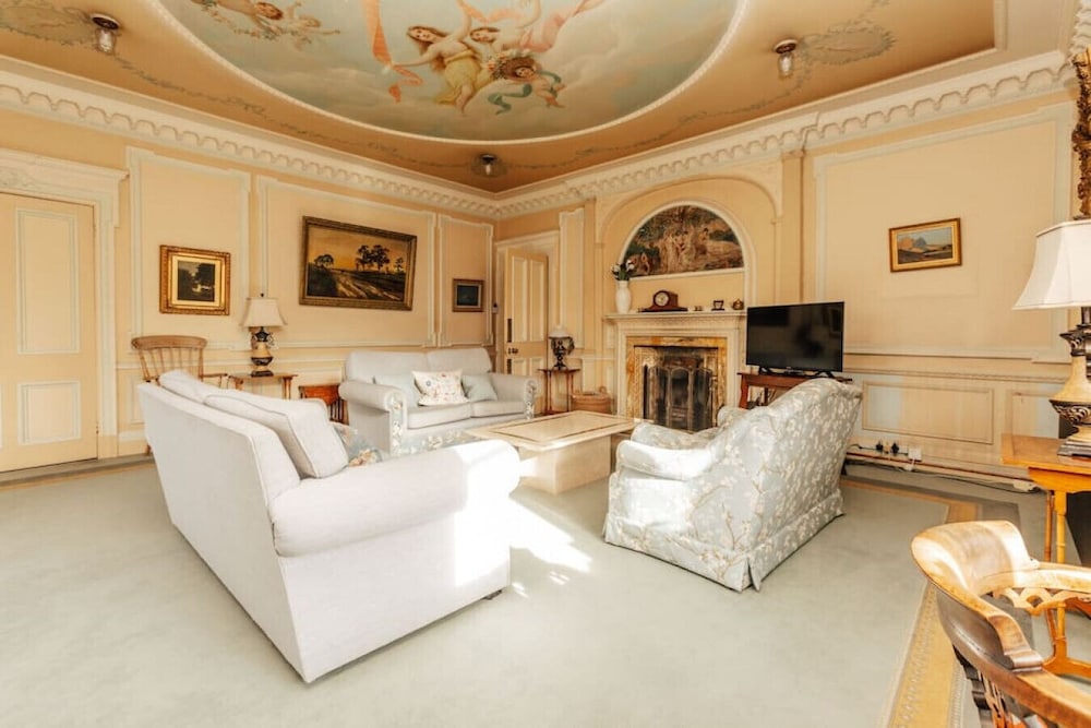 Waterfront Retreat in Hambleden view 3