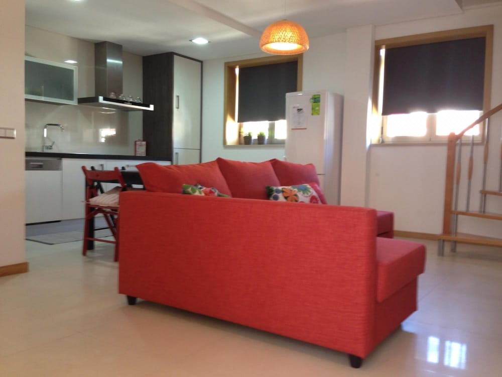 Figueira Duplex Praia Buarcos wi fi Cable Tv view 3