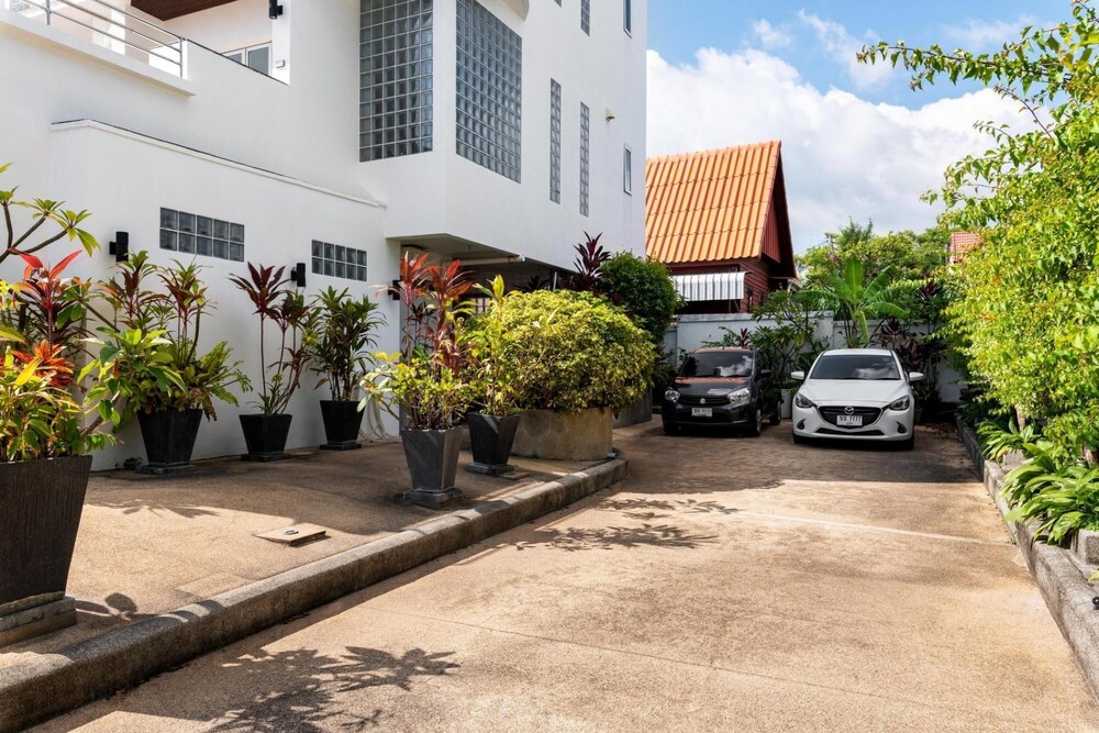 Sky Pool Villa in Rawai view 4