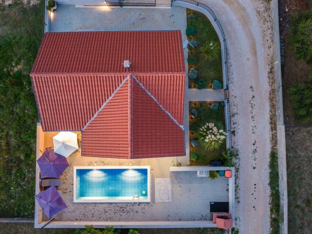 Nicoll With Pool, 50 m From the Beach view 4