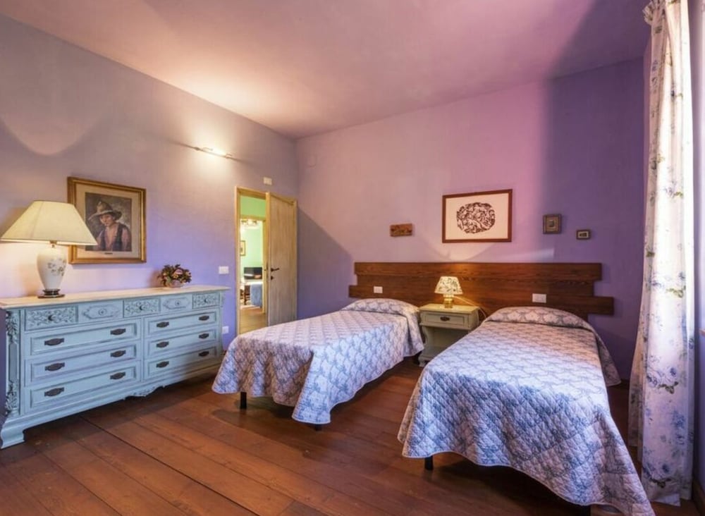 Villa Popiglio Comfortable Holiday Residence view 3