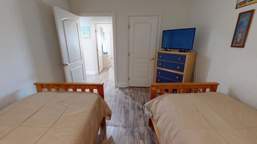 Sandpiper 2 by Tybee Vacation Rentals
