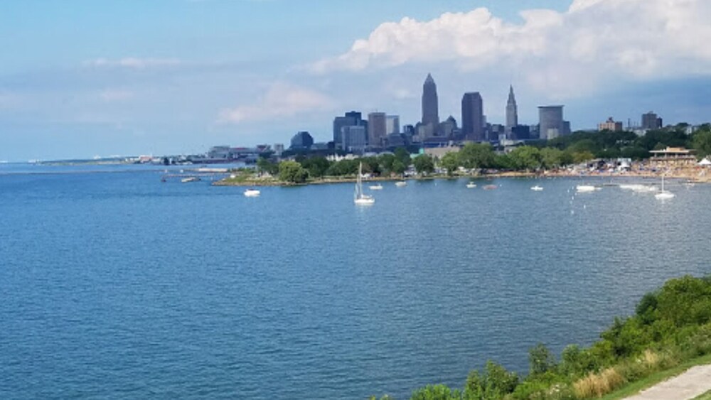 JARVIS Edgewater Park & Beach 5BD Villa