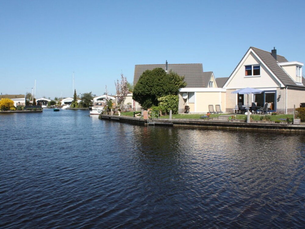 Holiday Home Watersnip 5 view 2