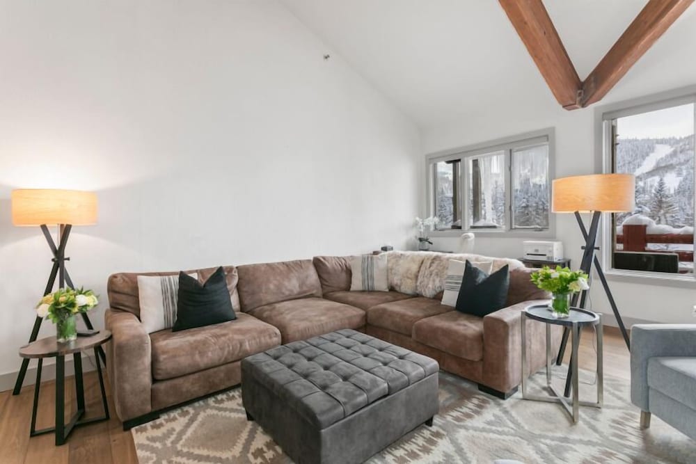 28 - Two Bedroom with Spa Enclave 2 Condo