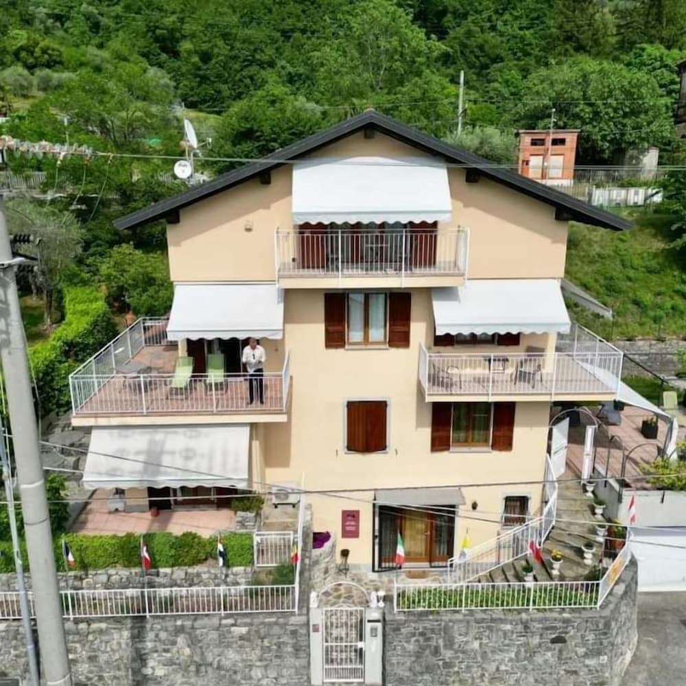 B&B Casa Della Musica Lake View