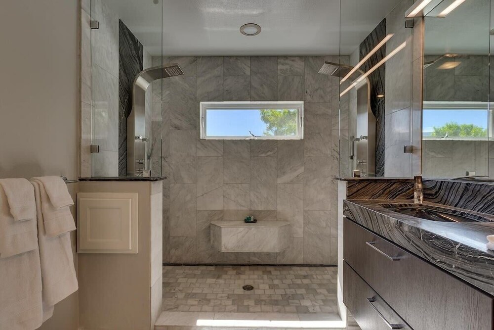 @ Marbella Lane - Eccentric 4BR Modern Ranch Home