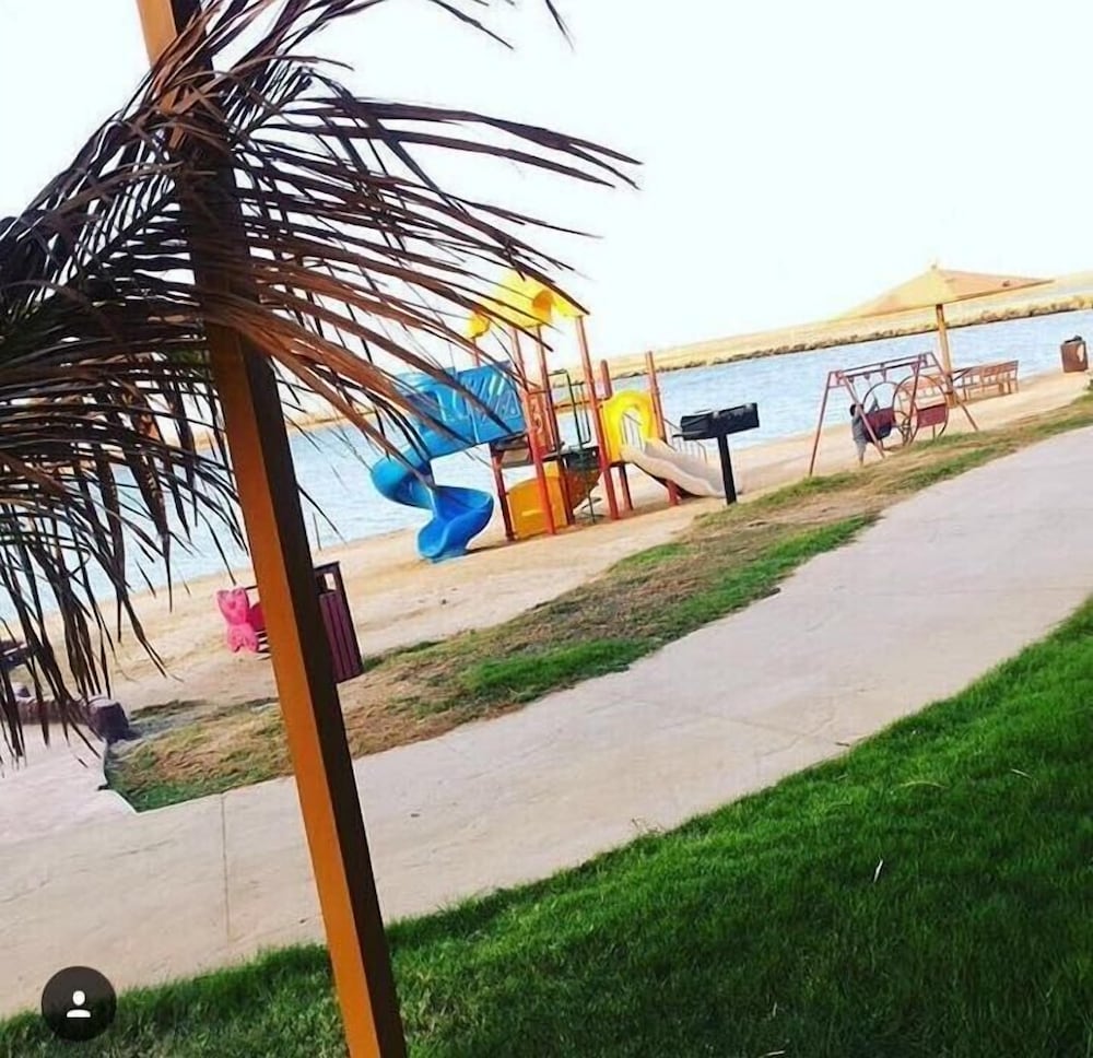 Hotel & Resort Golden Marina Yanbu فندق ومنتجع جولدن مارينا ينبع إدارة وتشغيل شركة منتجع المرسى الذهبي