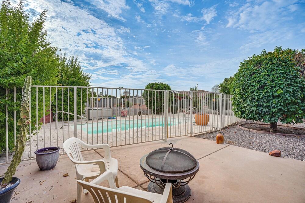 Close to Golf: Sun City Escape w/ Furnished Porch!