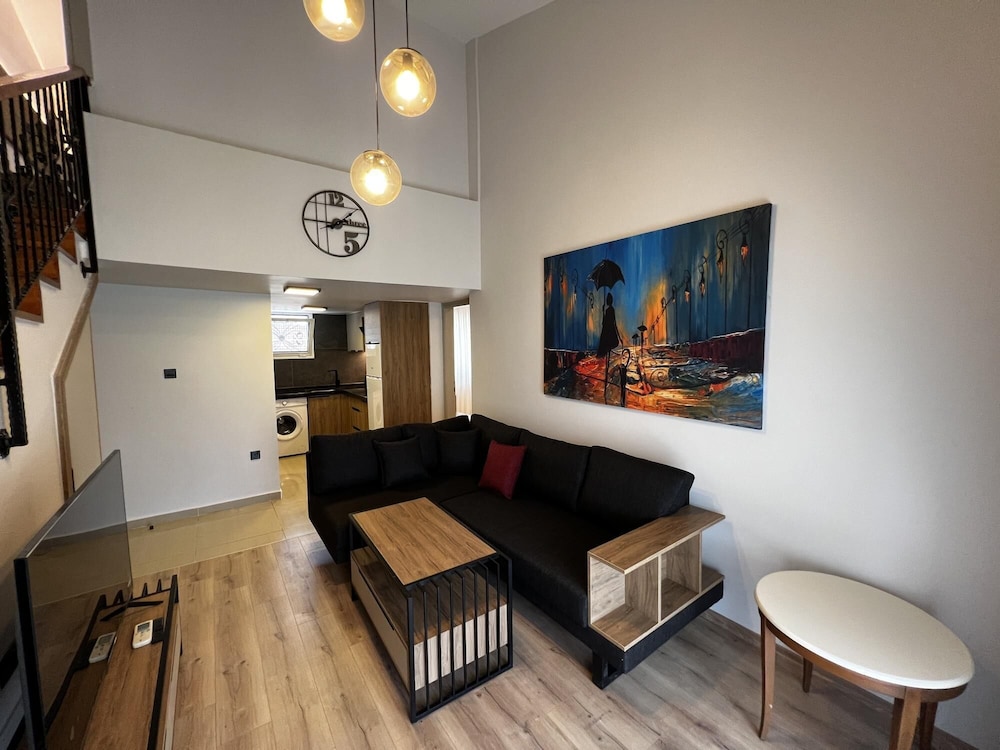 Villa w Garden Balcony 5 min to Kyrenia Harbor