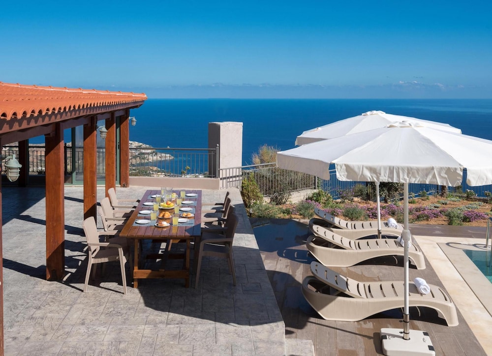 Villa Eolos With Private Pool