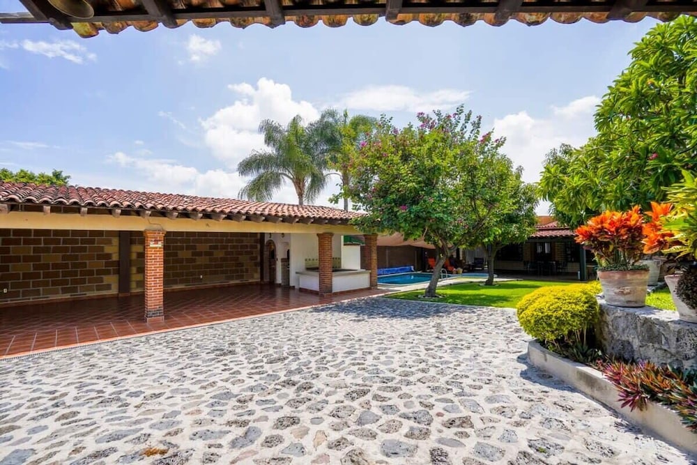 Family house in Oaxtepec Pool & Hot tub