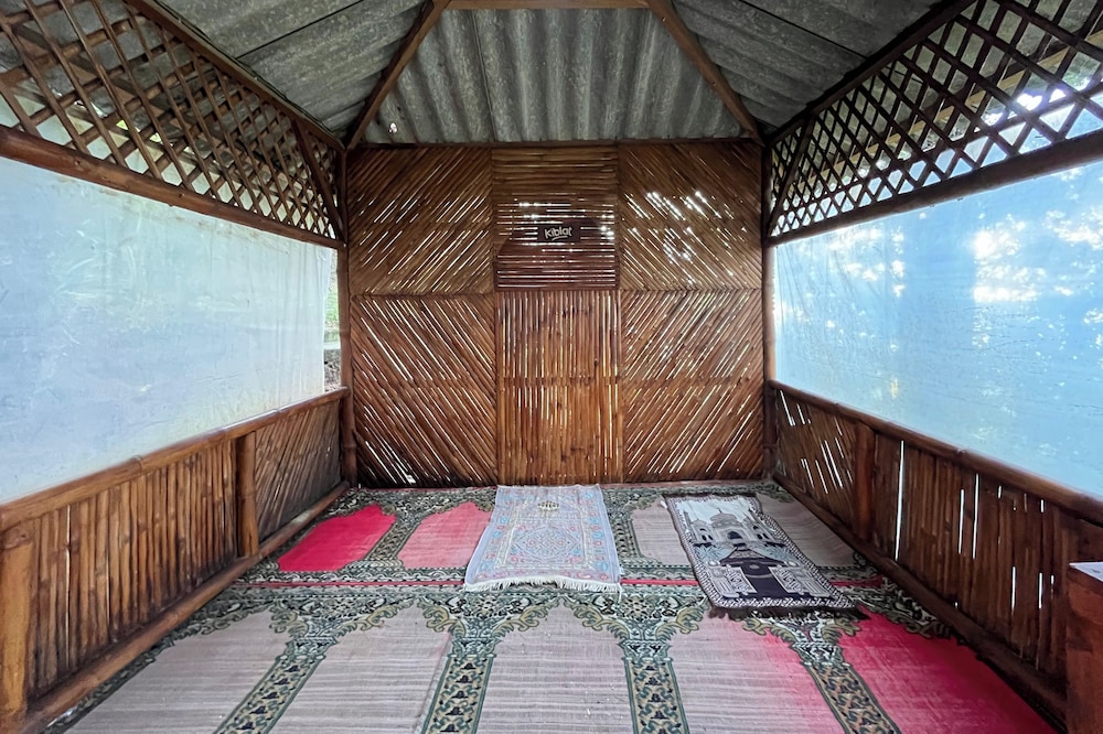 Alas Pacet by TwoSpaces Mojokerto