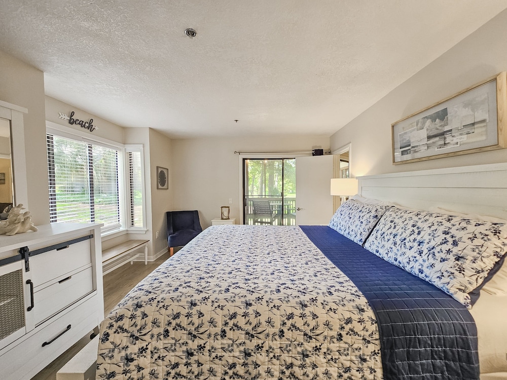 Serene 2 Bed, 2 Bath Lodge, With Amenities, 101ac 2 Bedroom Lodge